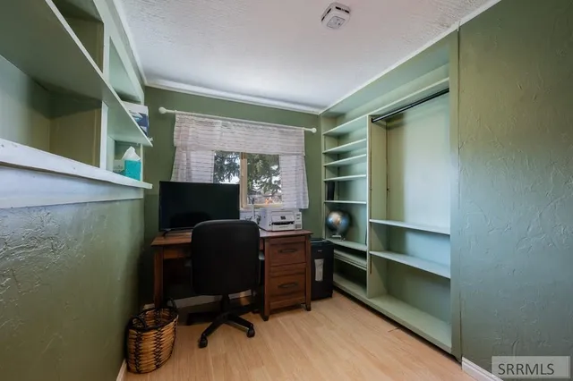 $319,900 | 940 Jefferson Avenue, Idaho Falls, ID 83402