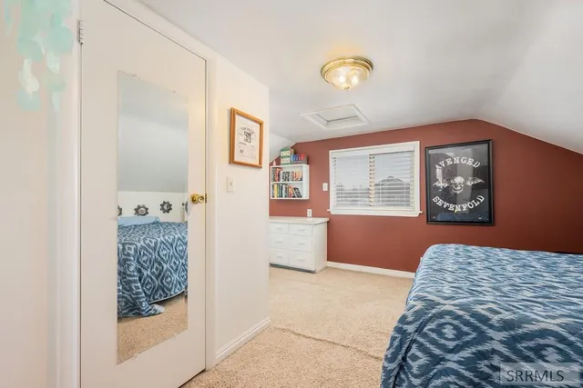 $319,900 | 940 Jefferson Avenue, Idaho Falls, ID 83402