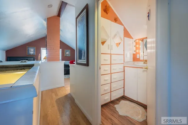 $319,900 | 940 Jefferson Avenue, Idaho Falls, ID 83402