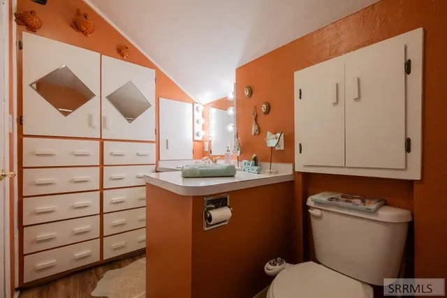 $319,900 | 940 Jefferson Avenue, Idaho Falls, ID 83402