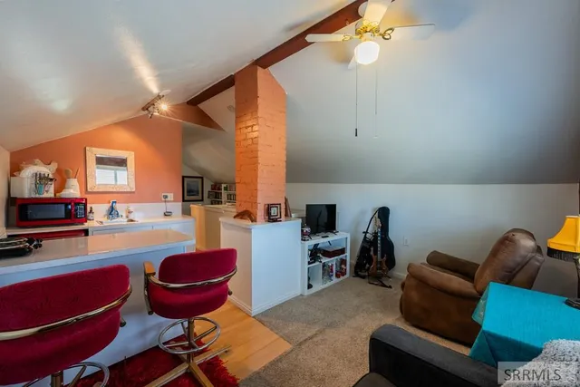 $319,900 | 940 Jefferson Avenue, Idaho Falls, ID 83402