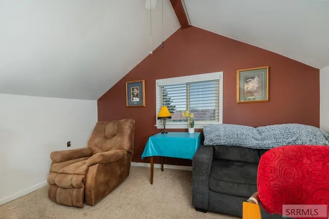 $319,900 | 940 Jefferson Avenue, Idaho Falls, ID 83402