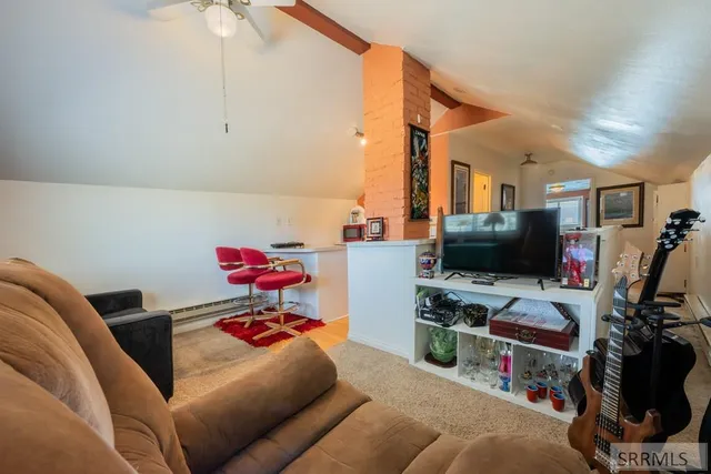 $319,900 | 940 Jefferson Avenue, Idaho Falls, ID 83402