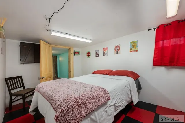 $319,900 | 940 Jefferson Avenue, Idaho Falls, ID 83402