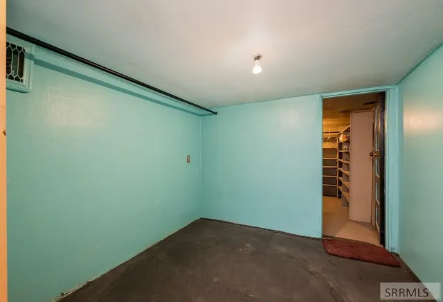 $319,900 | 940 Jefferson Avenue, Idaho Falls, ID 83402