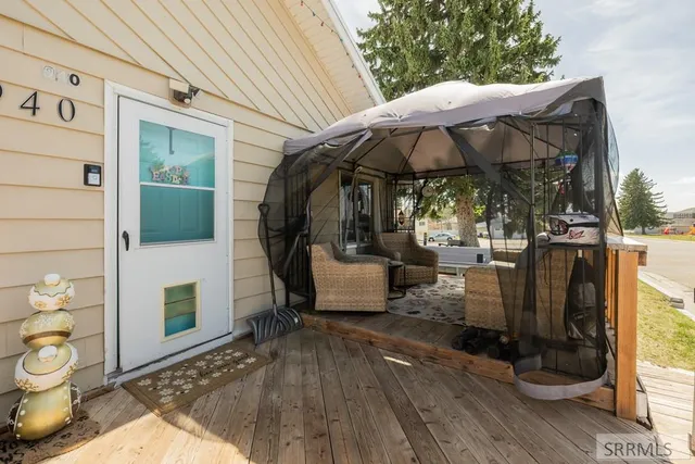 $319,900 | 940 Jefferson Avenue, Idaho Falls, ID 83402