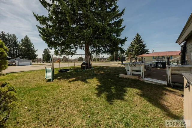 $319,900 | 940 Jefferson Avenue, Idaho Falls, ID 83402