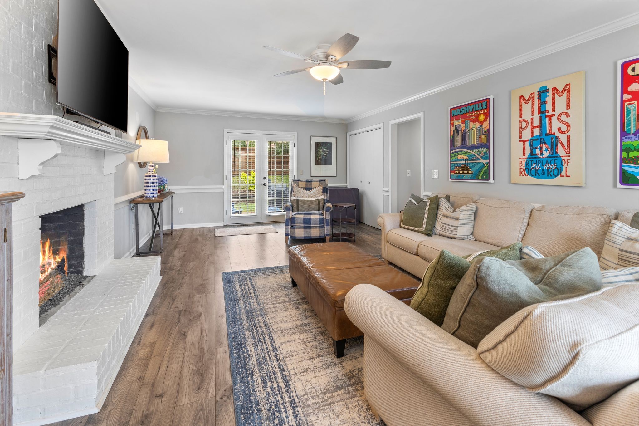 1517 Pinkerton Road Brentwood, TN 37027 - Photo 14 of 49 a living room with furniture fireplace and flat screen tv