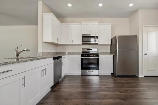 $1,730 | 15838 Berry Hl Drive, Conroe, TX 77303