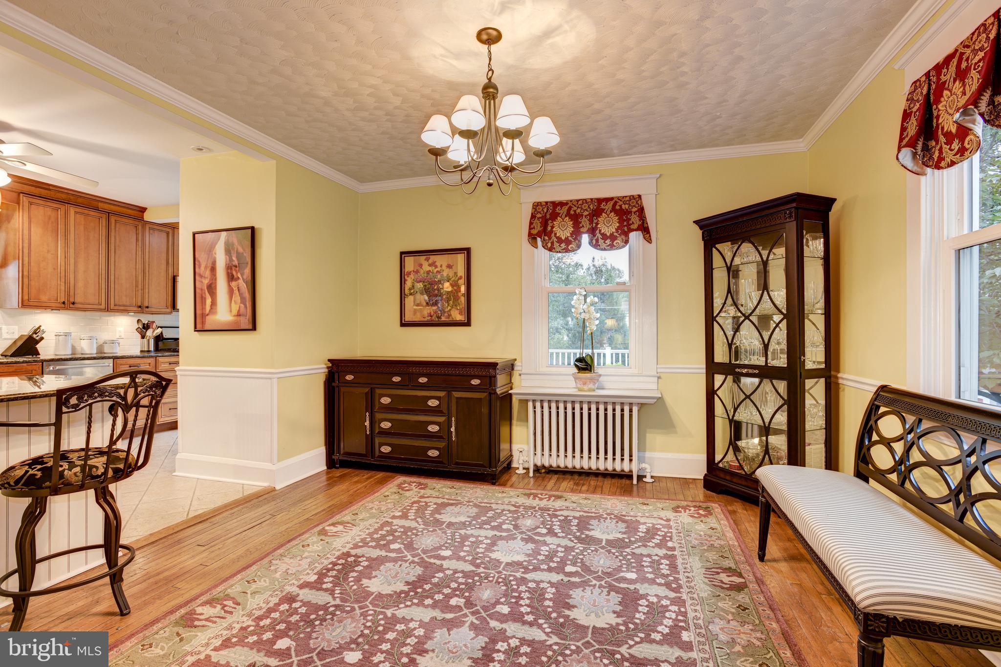 711 Murdock Road Baltimore, MD 21212 - Photo 9 of 49 Large dining room