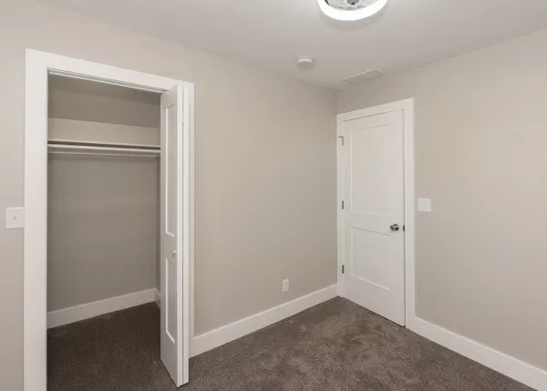 $160,000 | 1212 14th Avenue, Moline, IL 61265