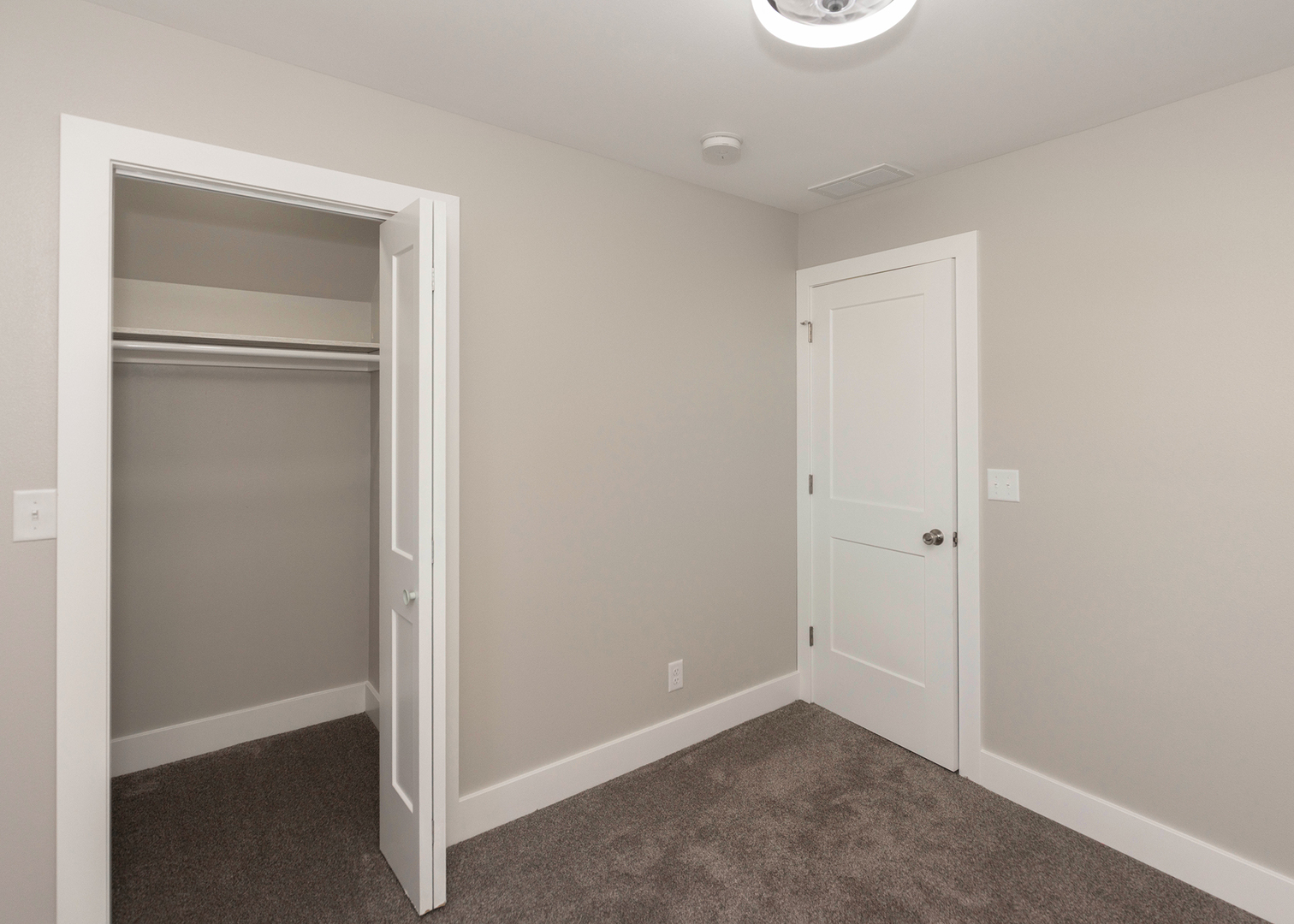 1212 14th Avenue Moline, IL 61265 - Photo 17 of 32 a view of an empty room