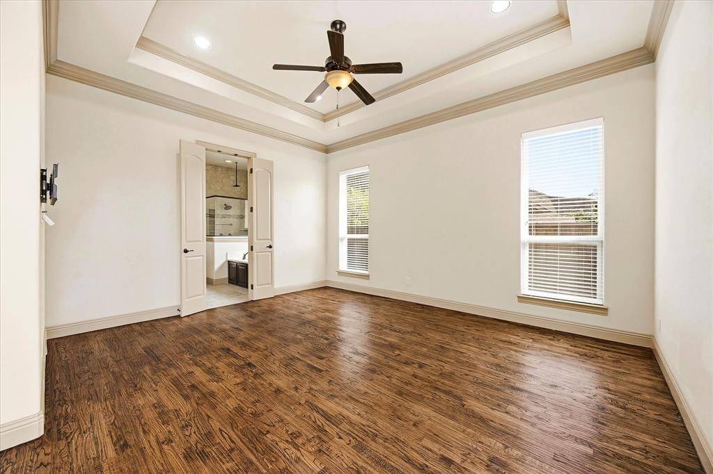 647 Gillon Way Rockwall, TX 75087 - Photo 21 of 40 Escape to your gorgeous master suite
