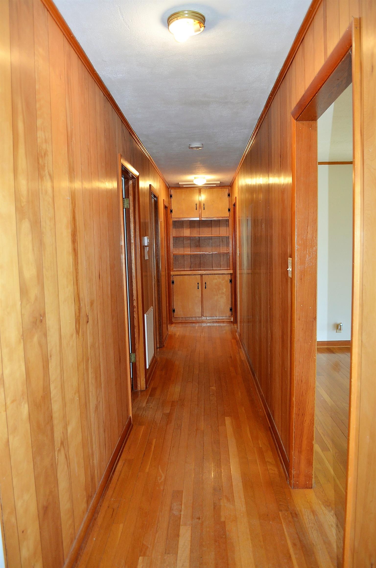 2160 Morrison Viola Road Morrison, TN 37357 - Photo 6 of 15 HALLWAY