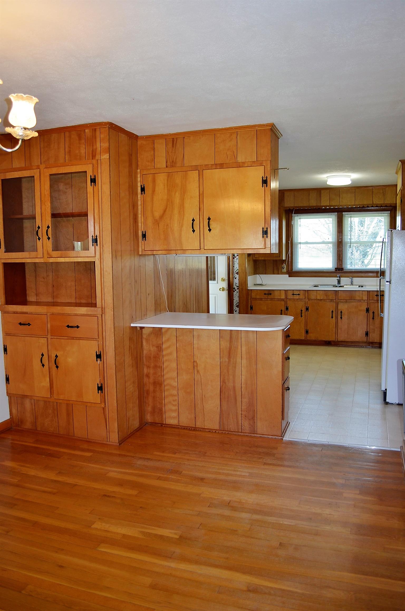 2160 Morrison Viola Road Morrison, TN 37357 - Photo 10 of 15 DINING ROOM TO KITCHEN