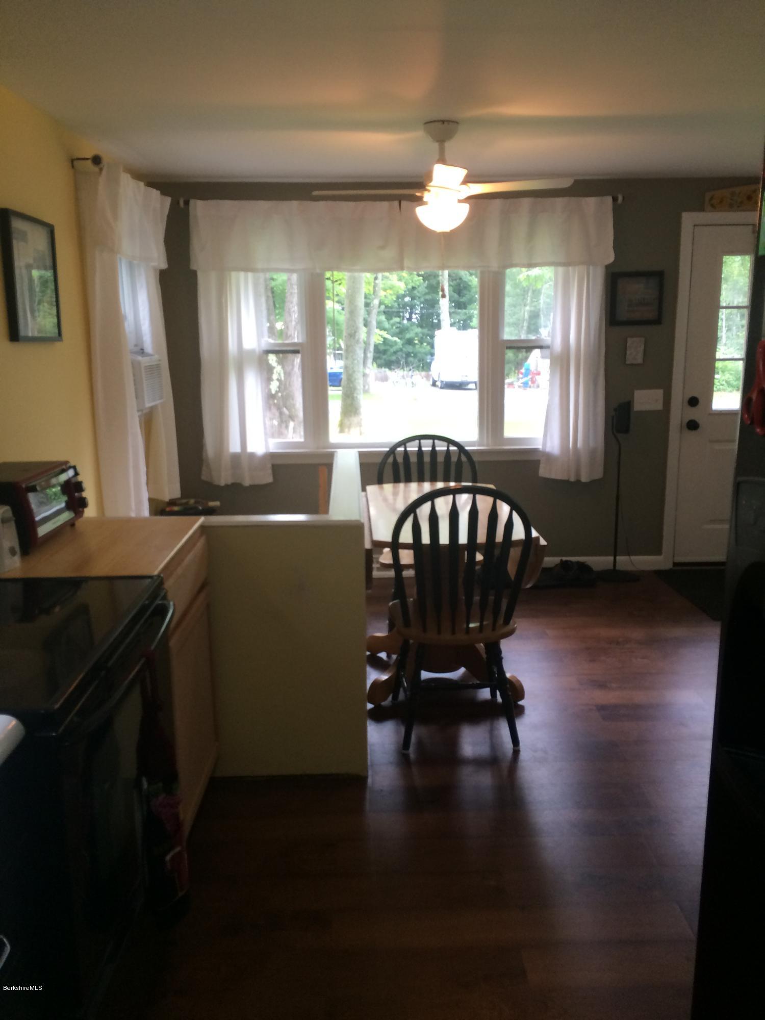 140 Wells Road Becket, MA 01223 - Photo 14 of 22 Dining area