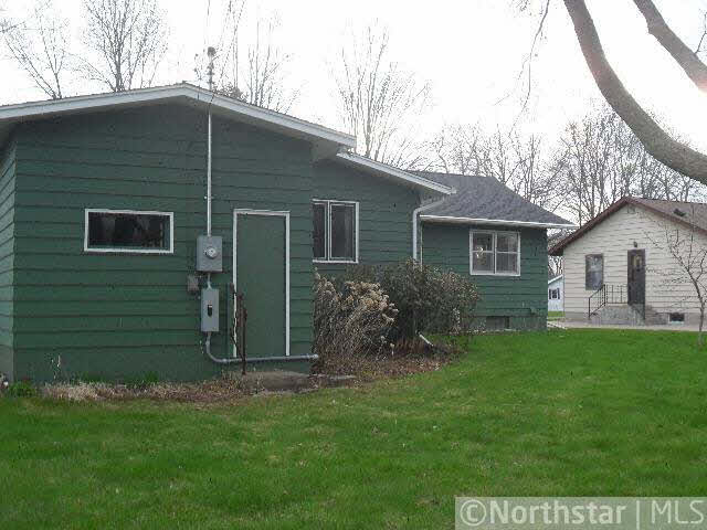 372 Court Street South Prescott, WI 54021 - Photo 2 of 8 Gallery Image 2