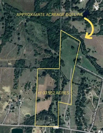 a bird bath room with shower