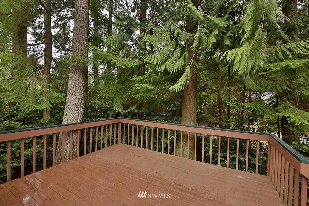 4136 Timberline Road Clinton, WA 98236 - Photo 4 of 24 Gallery Image 4