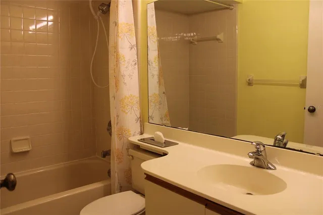 $2,495 | 4006 39th Street West, Bradenton, FL 34205