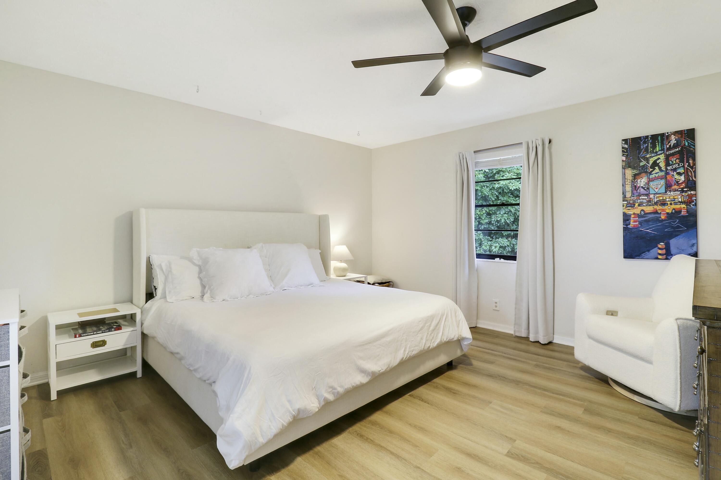 7843 Southeast Lexington Avenue Hobe Sound, FL 33455 - Photo 25 of 34 PRIMARY SUITE