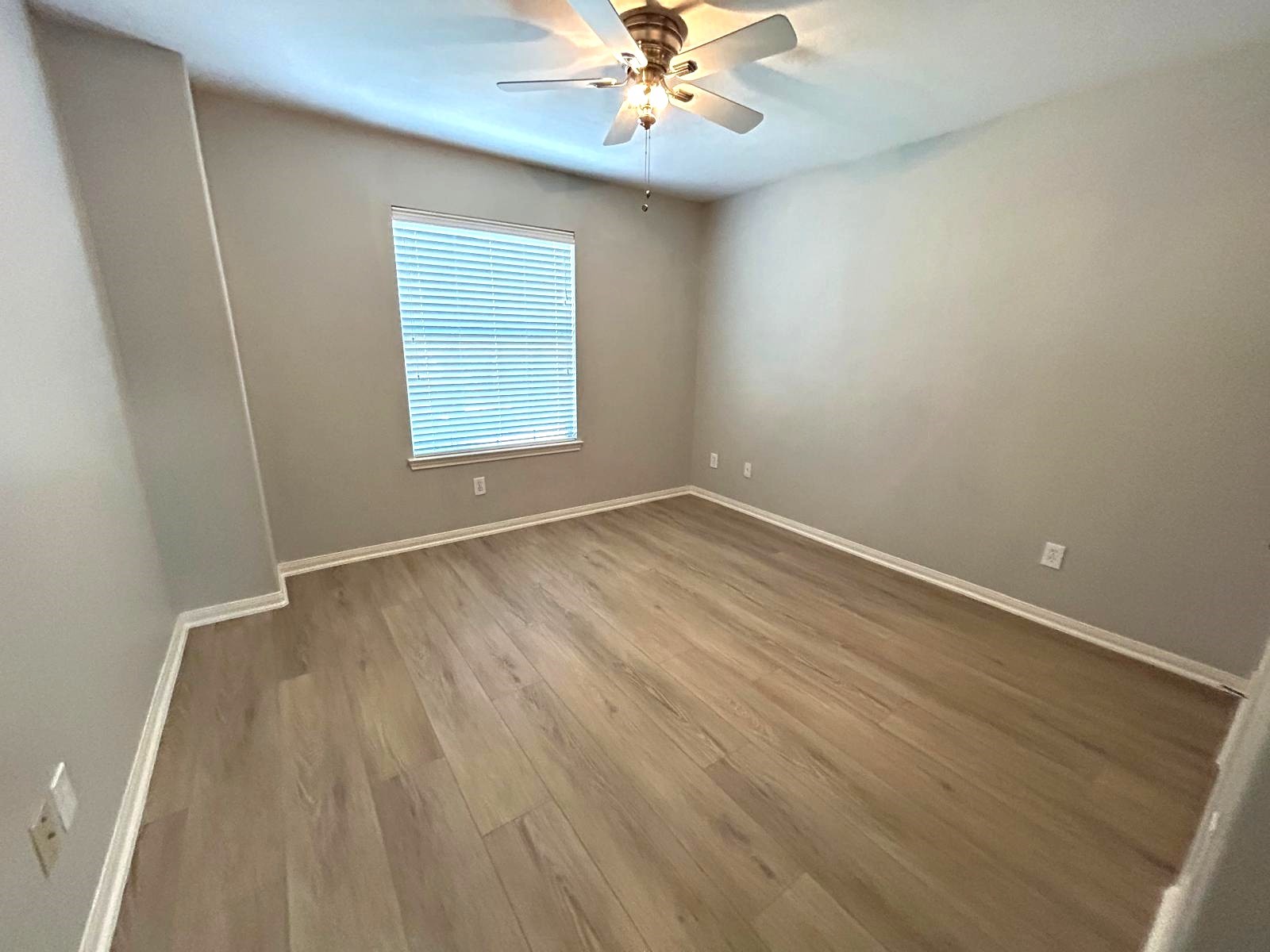 25207 Diamond Ranch Drive Katy, TX 77494 - Photo 27 of 36 4th Bedroom