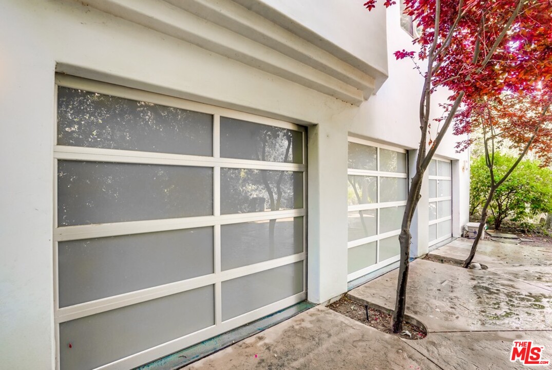 20569 Cheney Drive Topanga, CA 90290 - Photo 24 of 33