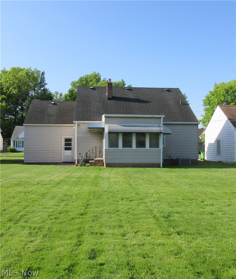 13055 Hathaway Road Cleveland, OH 44125 - Photo 3 of 26
