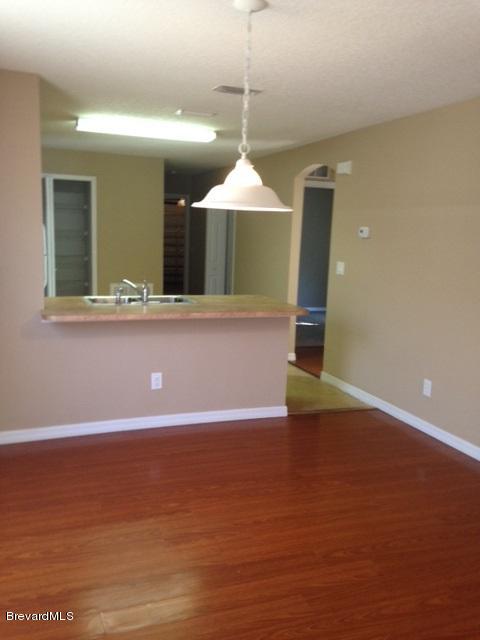 605 Washington Avenue Cocoa, FL 32922 - Photo 5 of 9 Dining area