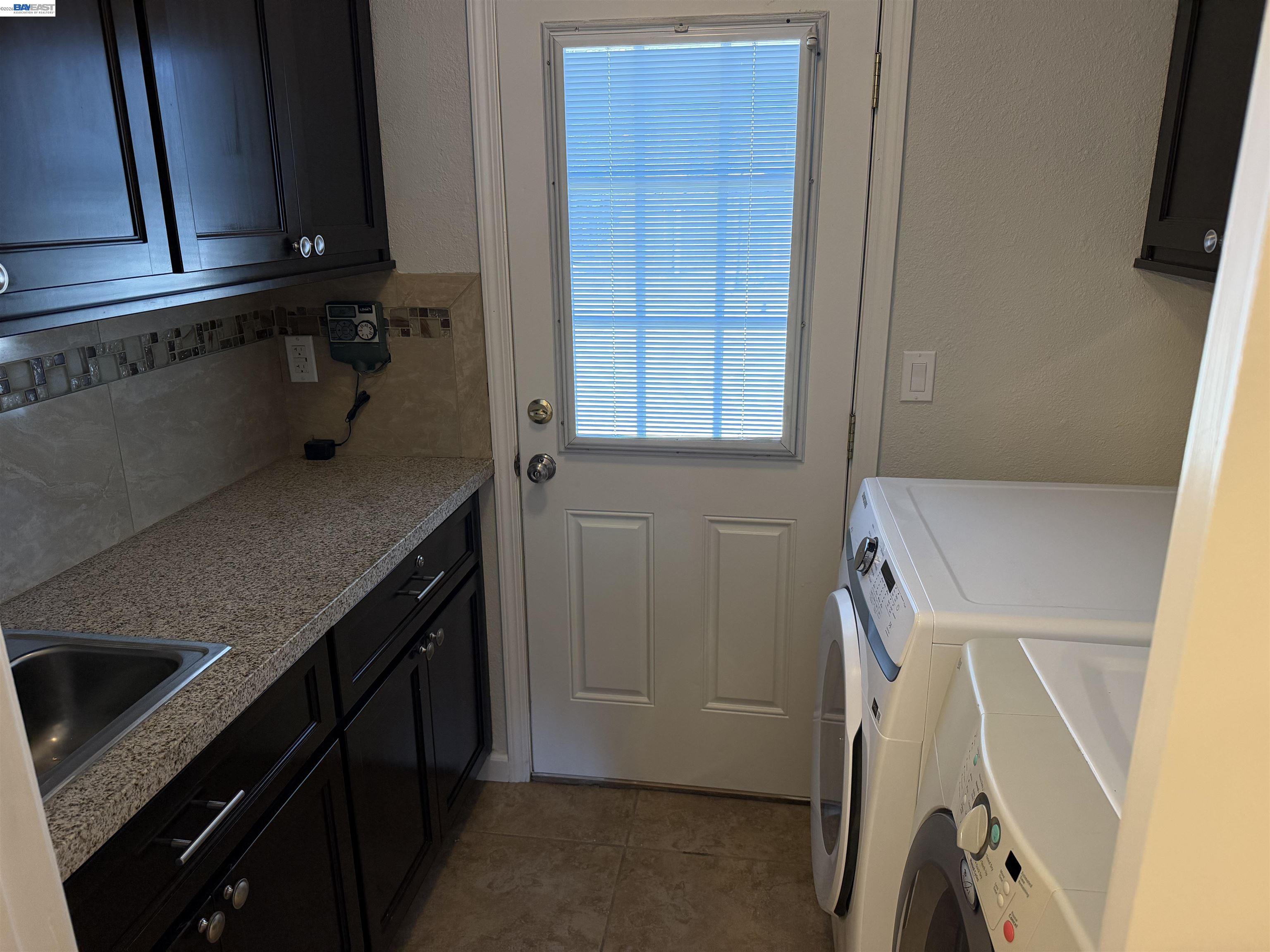 1004 Stonum Road Modesto, CA 95351 - Photo 18 of 29 Gallery Image 18