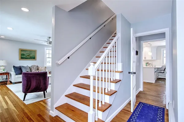 $979,900 | 3 Pinetop Road, Barrington, RI 02806