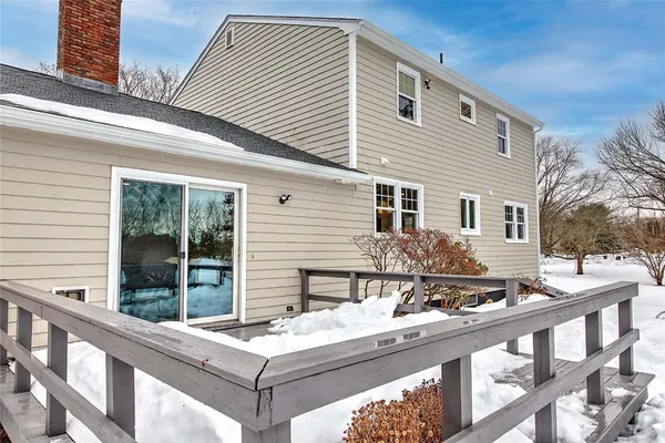 $979,900 | 3 Pinetop Road, Barrington, RI 02806