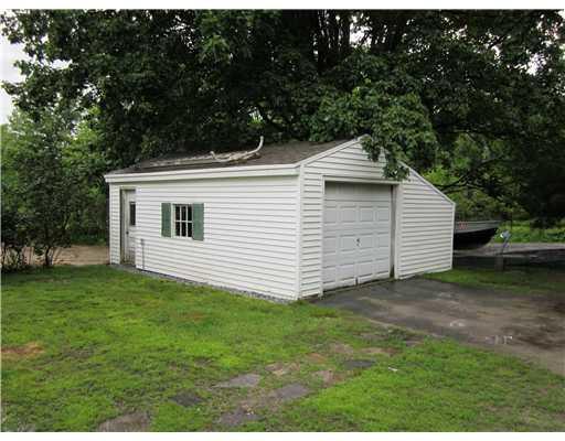 8 Loop Road Topsham, ME 04086 - Photo 15 of 16 Exterior Front.