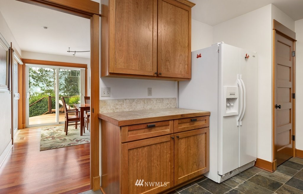 4258 Edens Road Anacortes, WA 98221 - Photo 19 of 40 Gallery Image 19