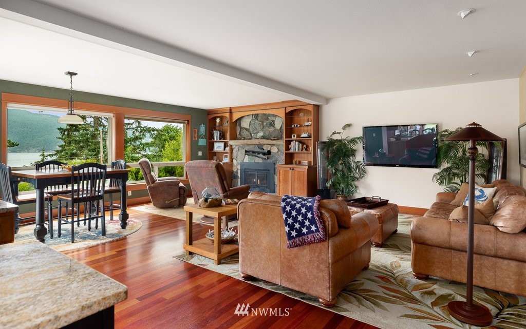 4258 Edens Road Anacortes, WA 98221 - Photo 4 of 40 Gallery Image 4