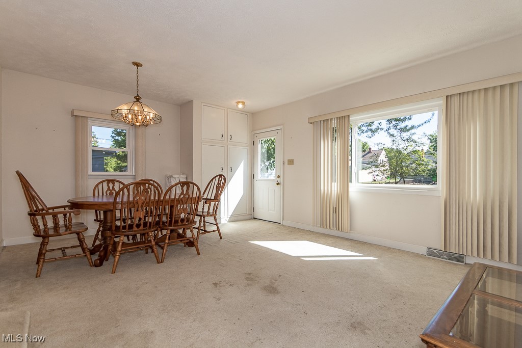 1147 Belrose Road Cleveland, OH 44124 - Photo 9 of 27 Gallery Image 9