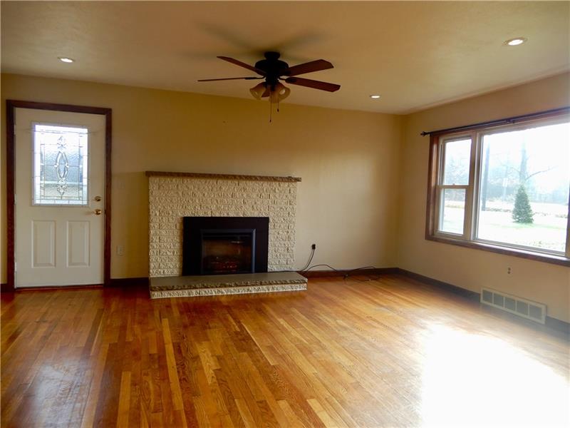 461 Fairview Road Fredonia, PA 16124 - Photo 11 of 18