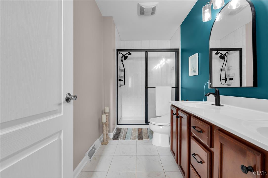 2602 Bridgets Way Allentown, PA 18103 - Photo 23 of 38 Primary bathroom is updated and features a double-