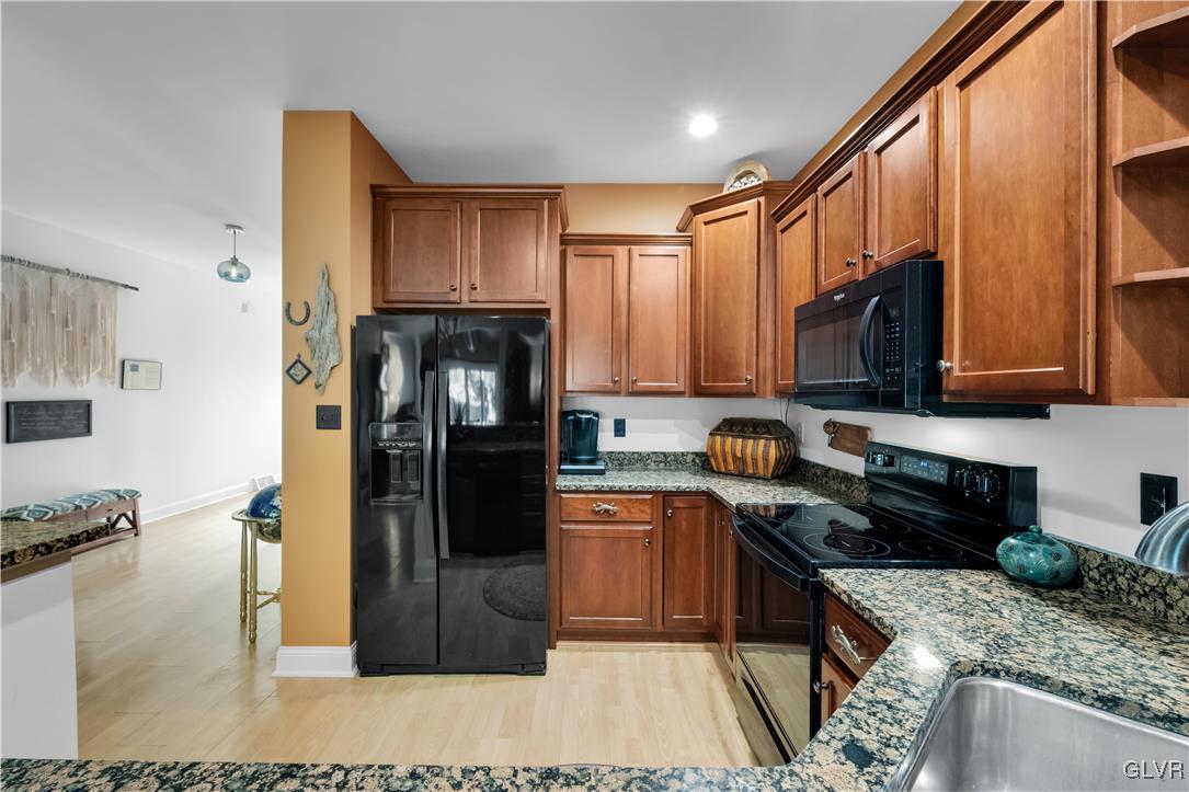 2602 Bridgets Way Allentown, PA 18103 - Photo 10 of 38 Gallery Image 10