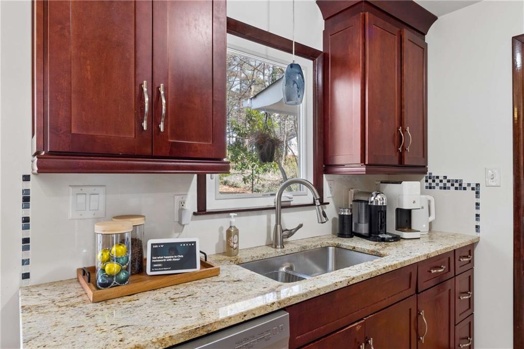 254 Devant Place Southwest Lilburn, GA 30047 - Photo 19 of 58