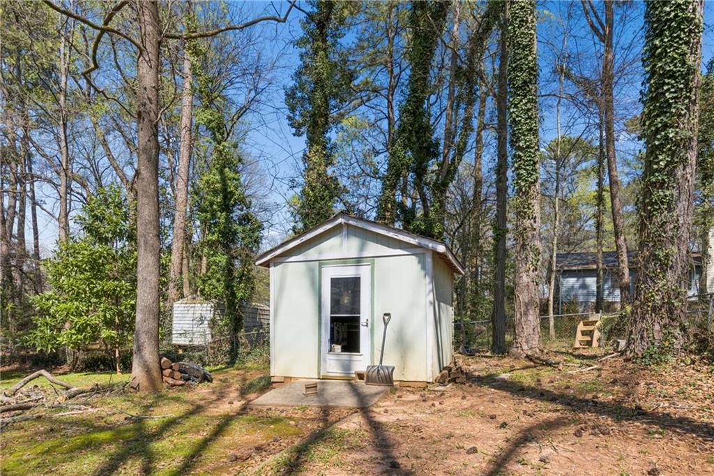 254 Devant Place Southwest Lilburn, GA 30047 - Photo 45 of 58