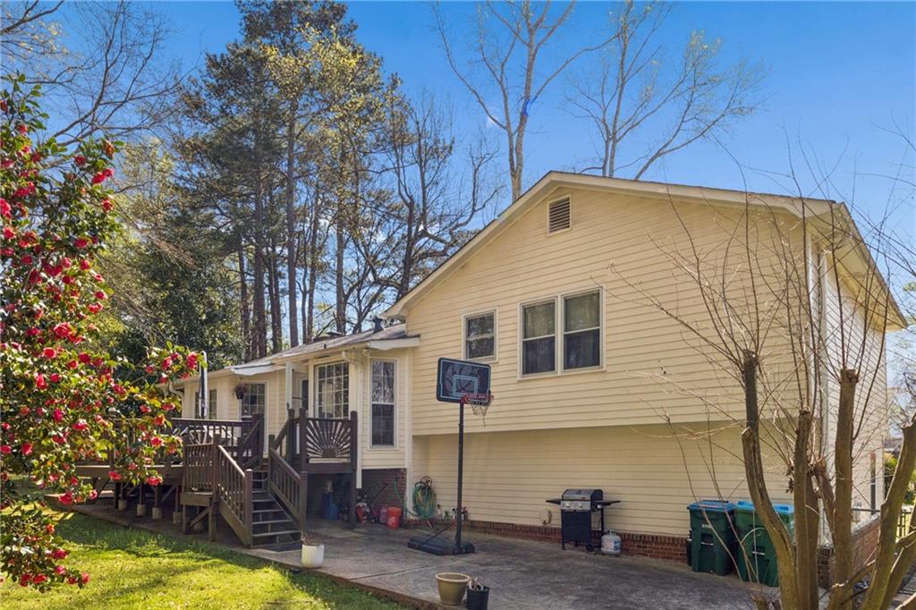 254 Devant Place Southwest Lilburn, GA 30047 - Photo 48 of 58