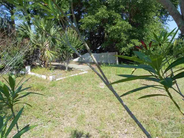 $225,000 | 6490 Scenic Highway, Pensacola, FL 32504