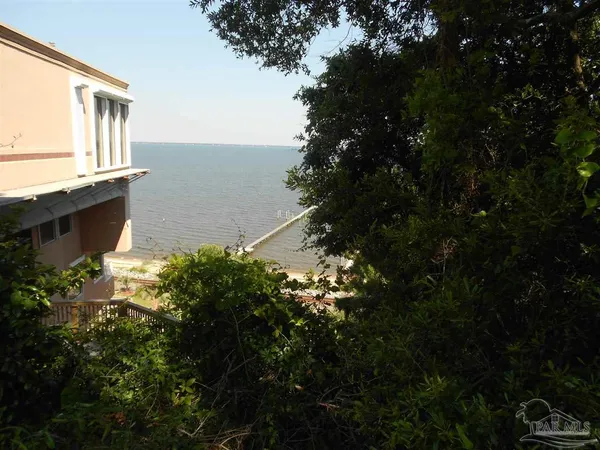$225,000 | 6490 Scenic Highway, Pensacola, FL 32504