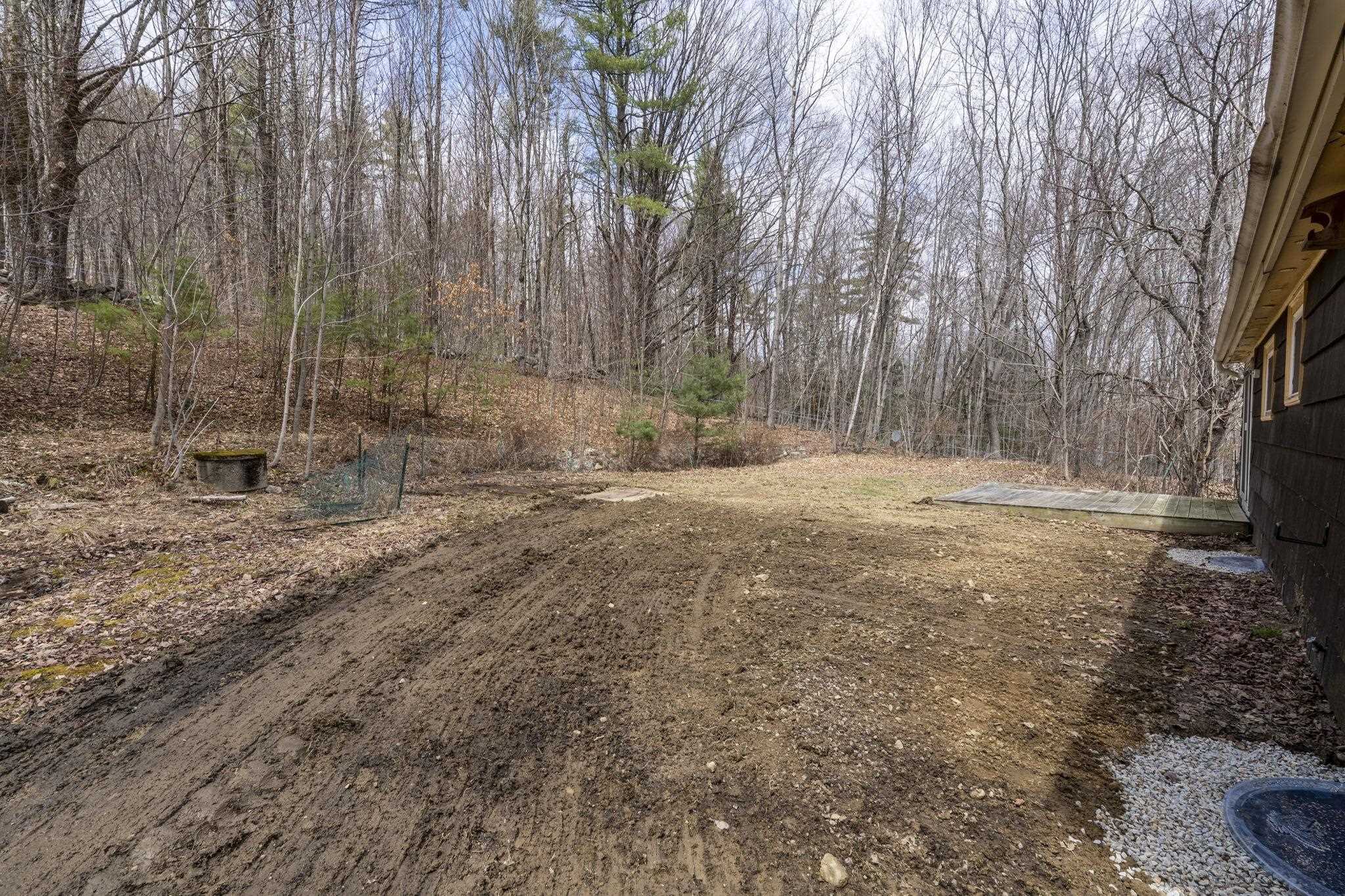 7256 Oak Hill Road Loudon, NH 03307 - Photo 28 of 35 Gallery Image 28