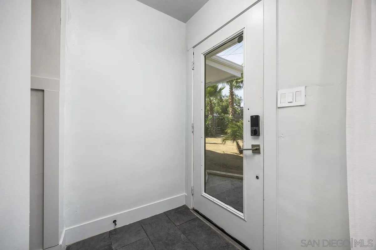 1211 East Mission Road Fallbrook, CA 92028 - Photo 4 of 31 a view of entryway