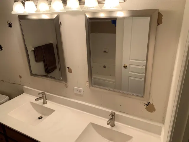 $2,577 | 251 South Yellowstone Drive, Madison, WI 53705