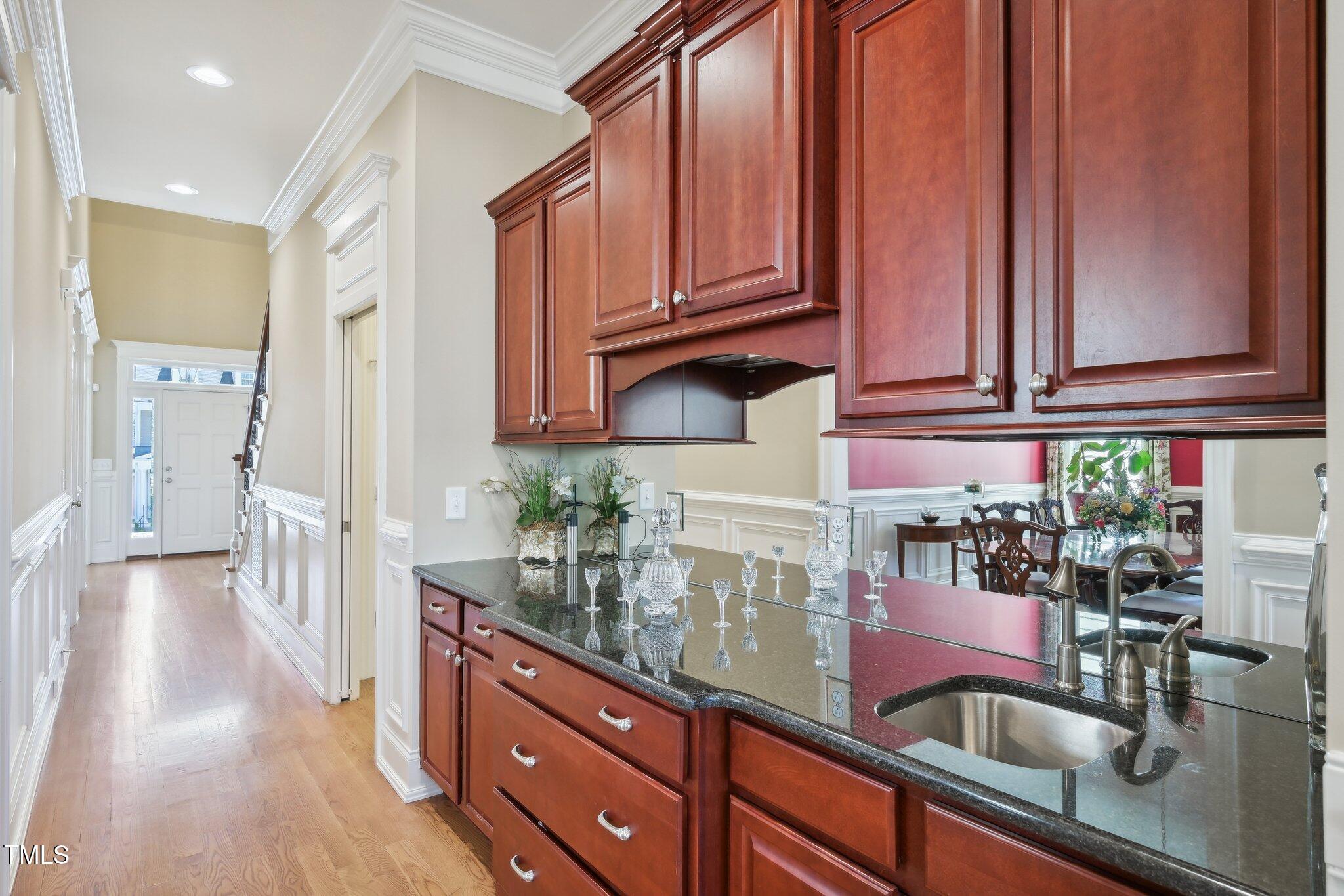 301 Kinsale Drive Durham, NC 27707 - Photo 22 of 68 22-web-or-mls-Kinsale Dr-022