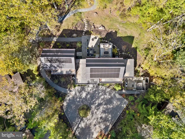 $4,200,000 | 282 McComas Beach Terrace, Oakland, MD 21550