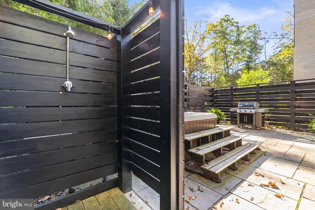 $4,200,000 | 282 McComas Beach Terrace, Oakland, MD 21550